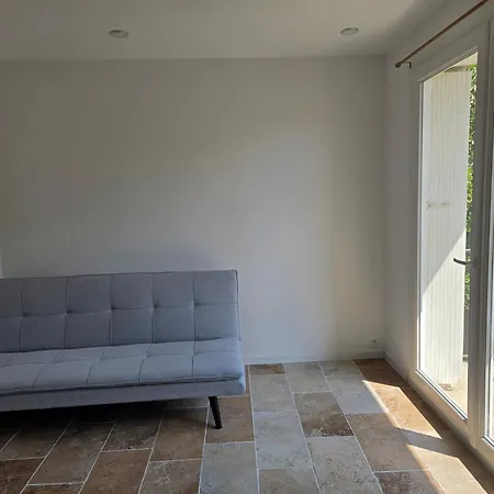 Yamna Apartment *